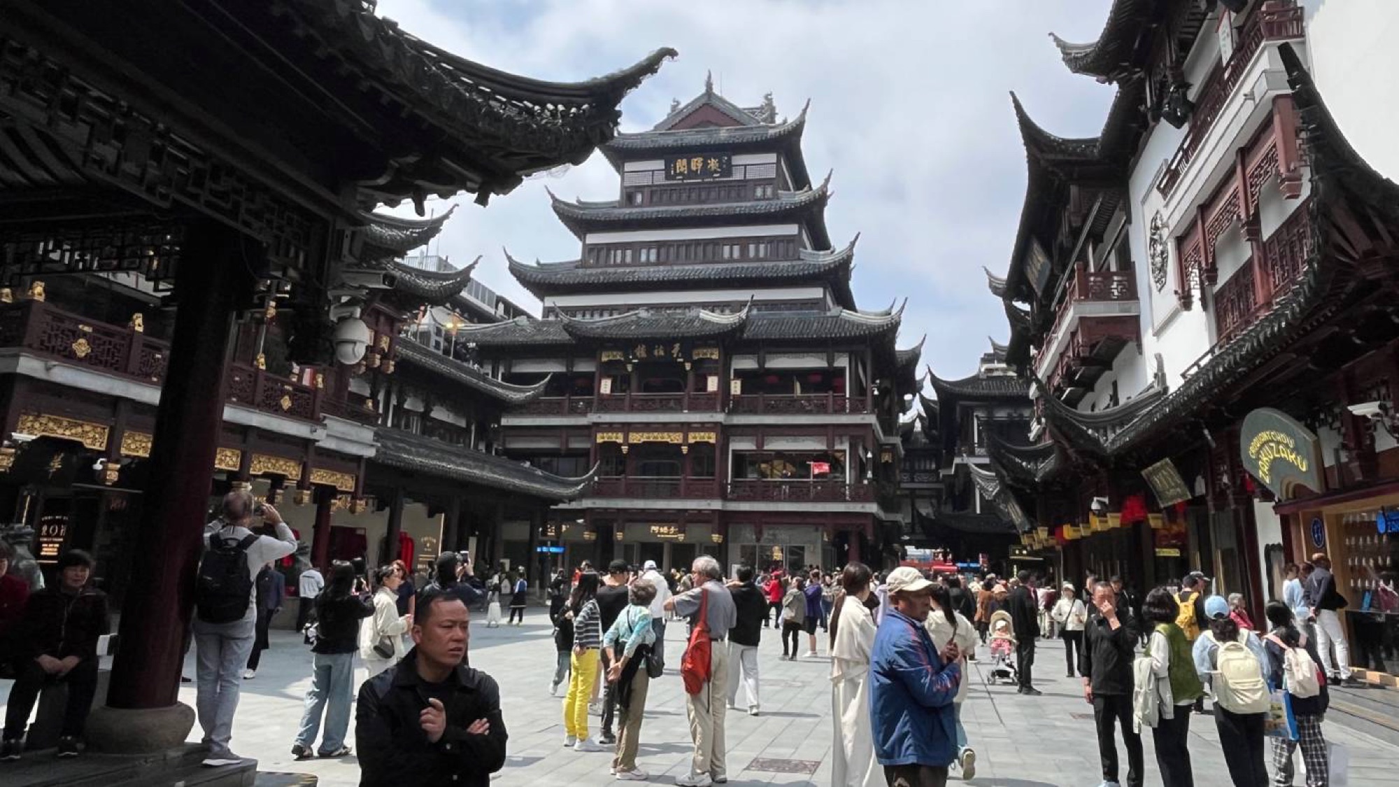 The Shanghai Old Town is well worth passing through, and contained some of the most distinctive architecture I saw anywhere on the trip.