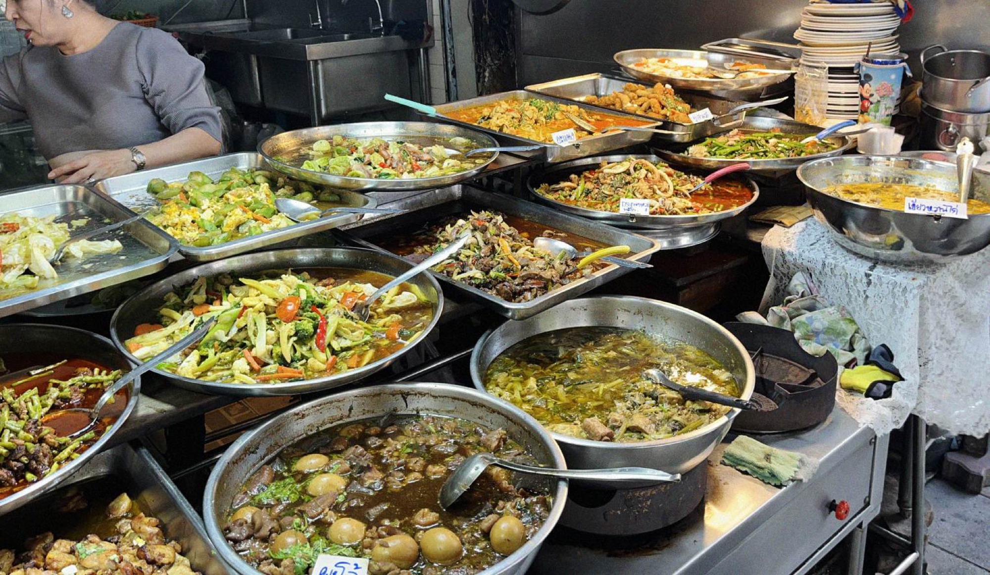 Street food still provides incredibly good value for money, with seemingly a new vendor around every corner. Expect to pay around 50 Thai Baht (Just over £1) for rice with a topping.