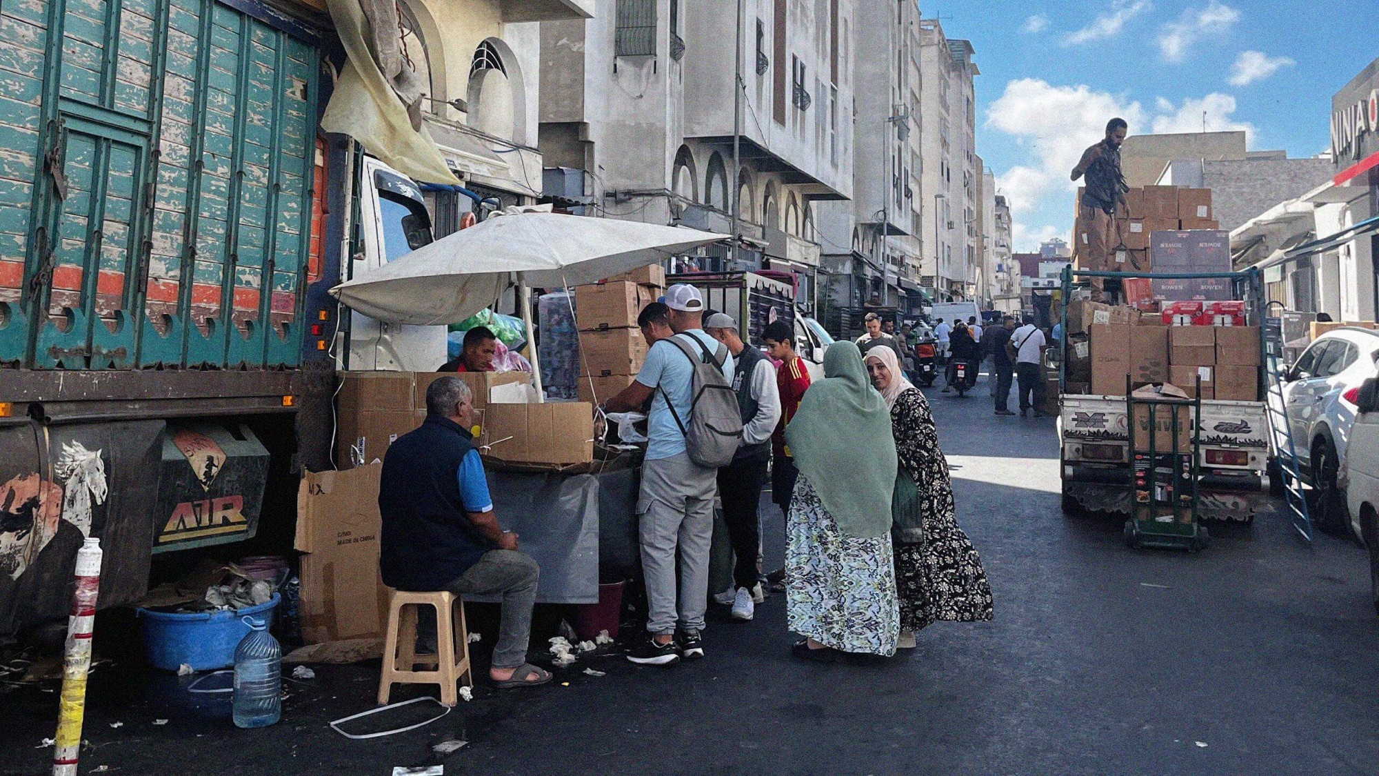 Whilst areas like Anfa and Racine have building stock and infrastructure where you might think you're in Europe, Casablanca is still rough around the edges in much of the city. This was one of the few drawbacks of working from the Commons Zerktouni coworking space, where the streets surrounding Place de la Victoire are a world away from the modernity you'll find elsewhere in the city.
