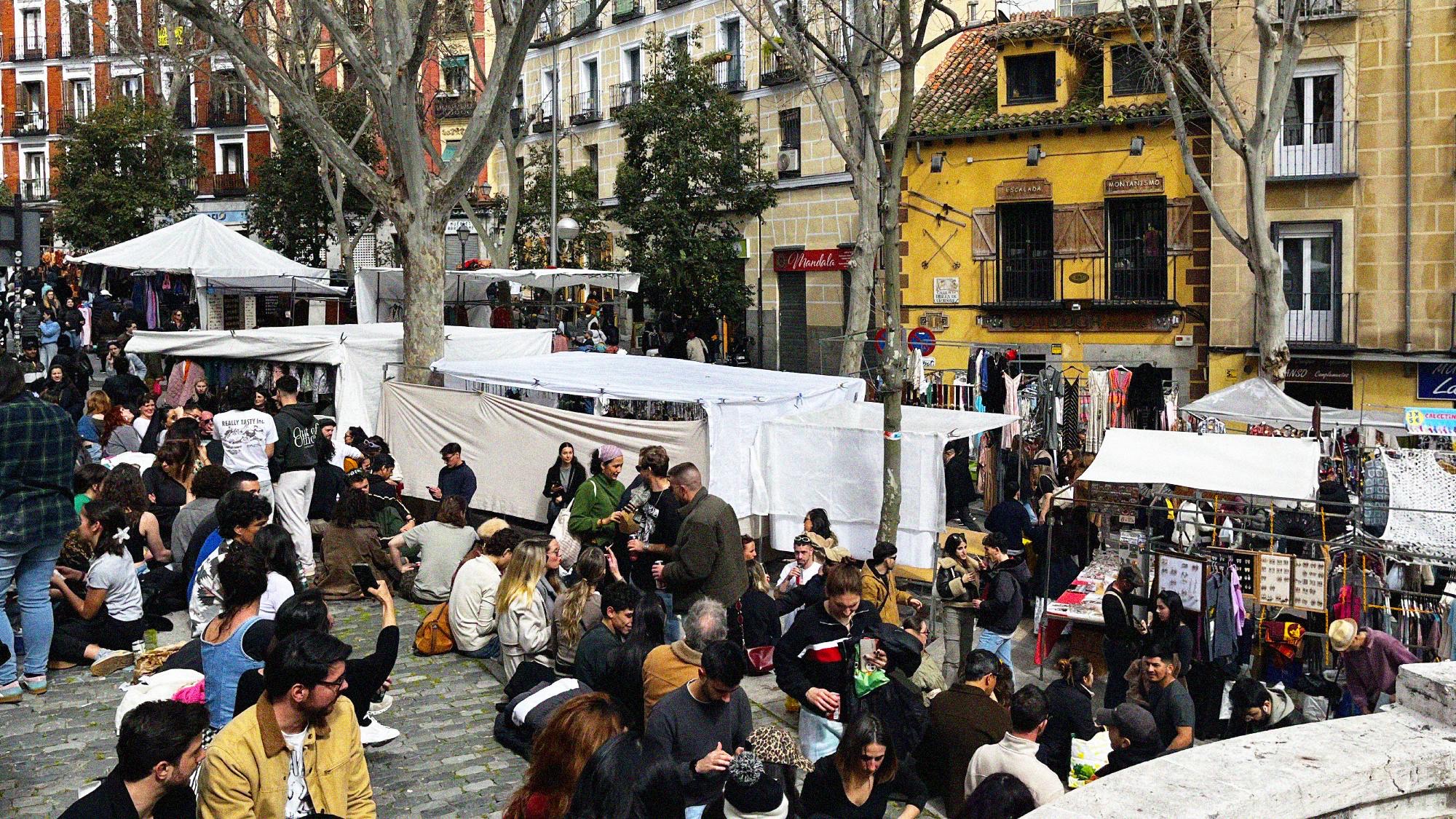 El Rastro is Madrid's most renowned open-air flea market, located in the La Latina neighborhood. Operating every Sunday and public holiday from 9 am to 3 pm, it's often so busy that unless visiting for that explicit purpose you may want to avoid the entire area due to how busy it gets.