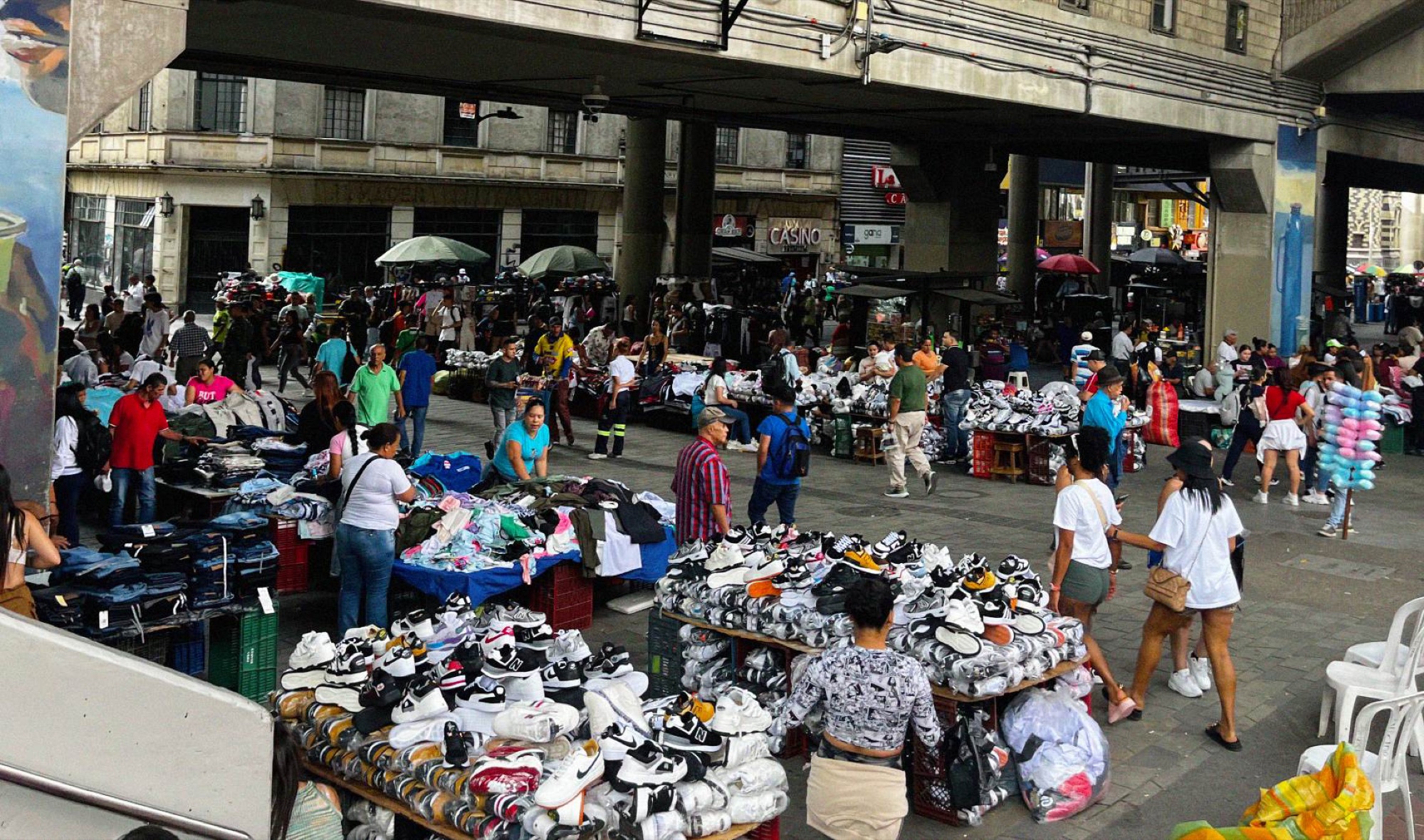 The downtown area of La Candelaria is a world away from what you would expect in El Poblado or Laureles. The area around Parque Berrío is swamped with street vendors selling every imaginable item. It's worth heading down there to experience a non-sanitised version of urban Colombian life.