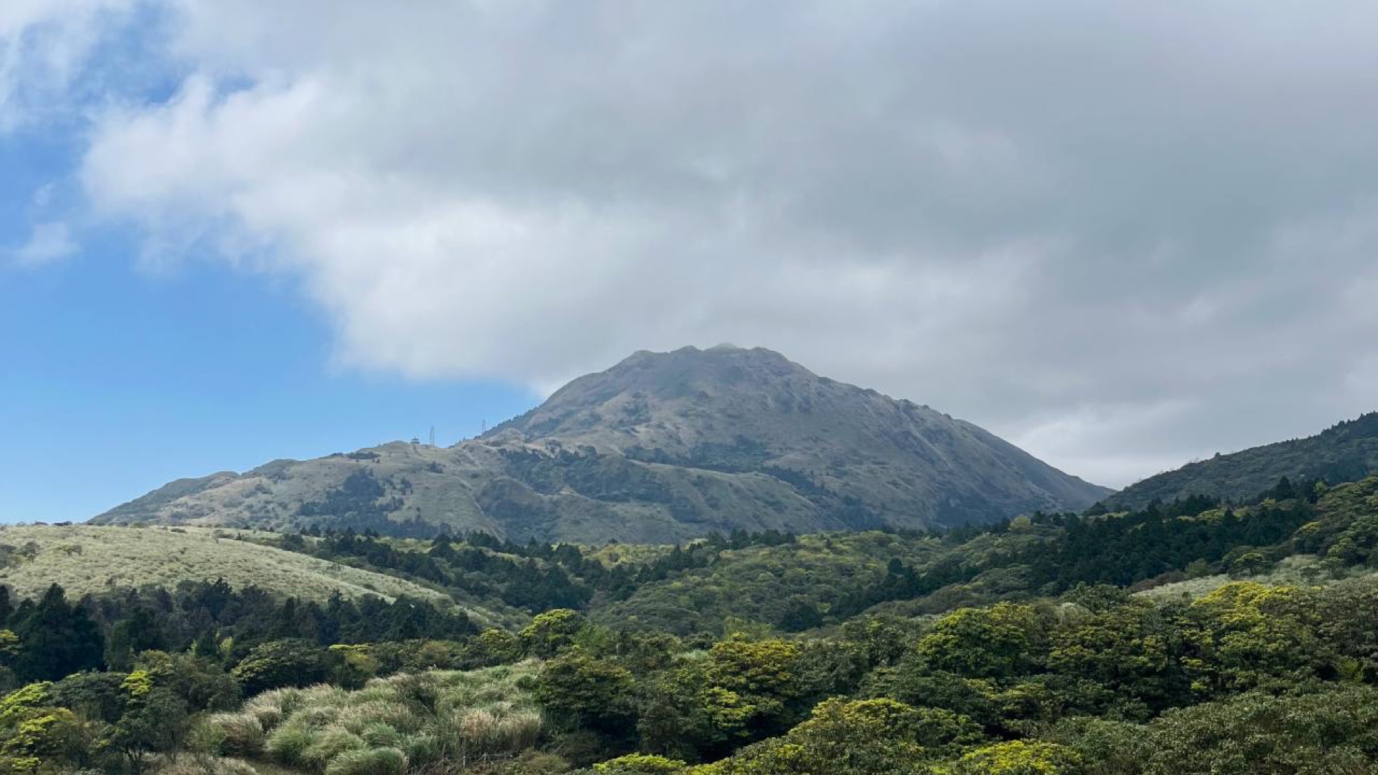 Hike in Yangmingshan National Park